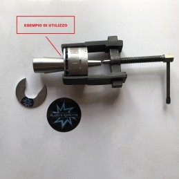 N.B.: extractor de dos mordazas, SELETTRA rotor SML y cono que se muestran en la foto solo con fines de demostración y no se sum