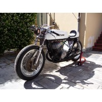 SUZUKI TITAN 500 180° TWIN-CYLINDER